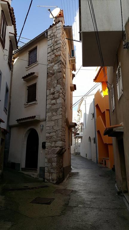 Old Town Baska Apartment Luaran gambar